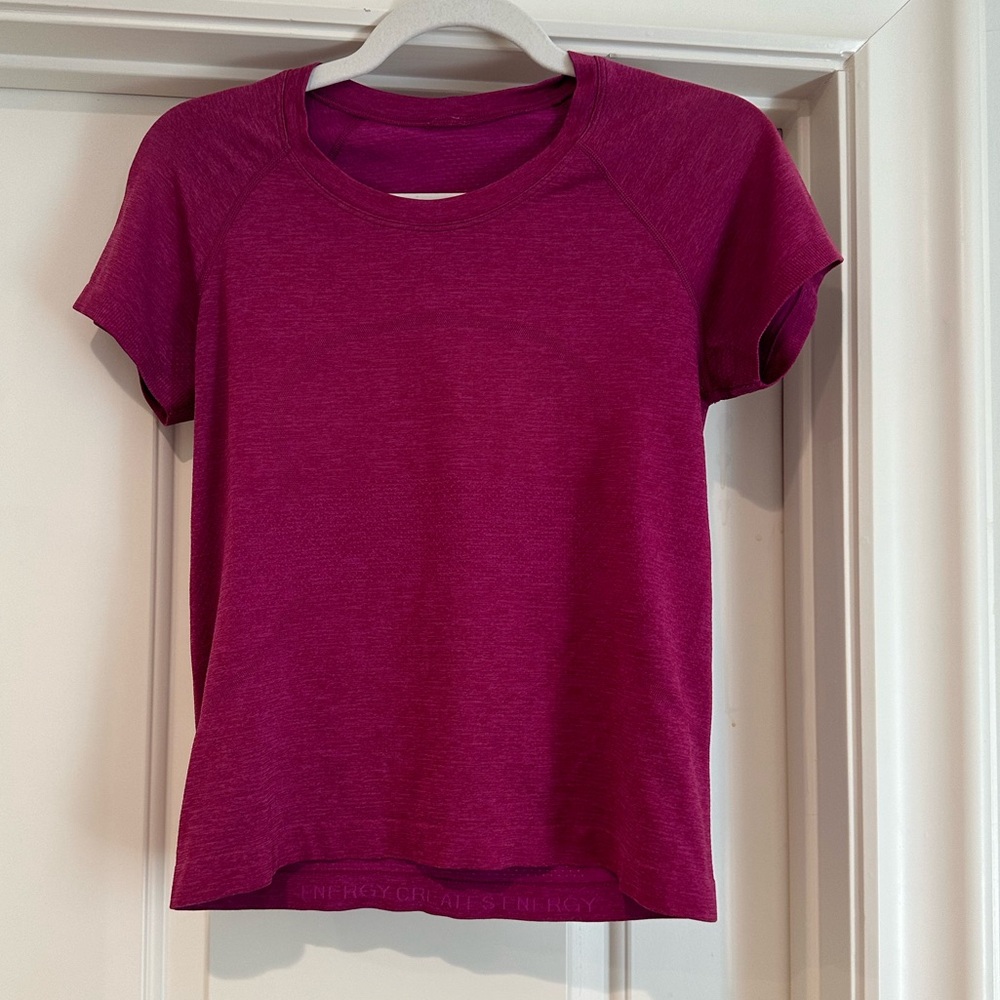 Lululemon Swiftly Tech Short Sleeve Shirt 2.0 *Race Length Size 8
